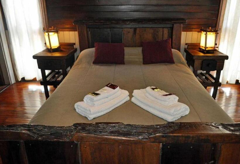 Deluxe room with river view, Puro Moconá Lodge