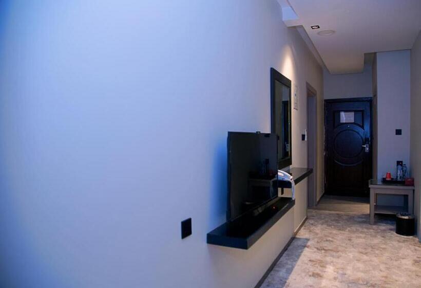 デラックスルーム, Sharz