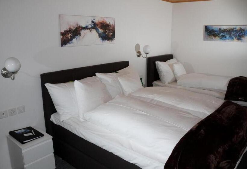 패밀리 스위트, Sonnenhalde