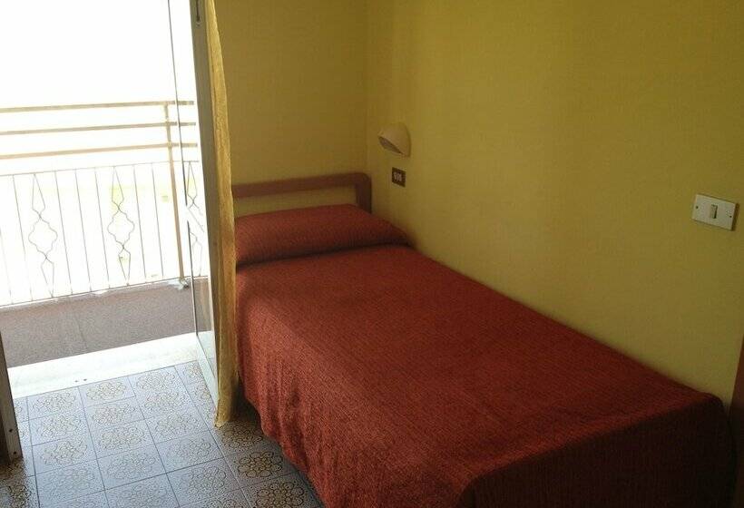 スタンダードシングルルーム, Wega