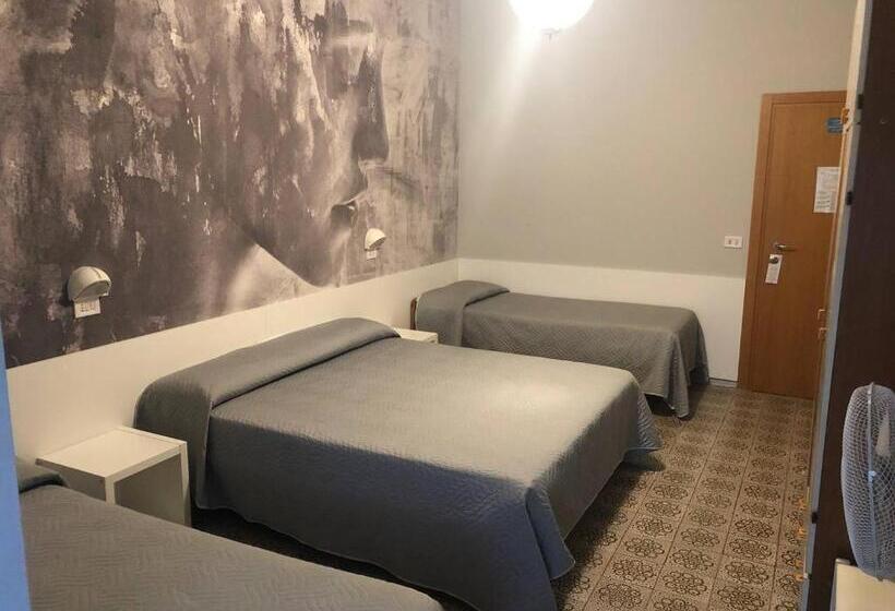 バルコニー付スタンダード4ベッドルーム, Wega