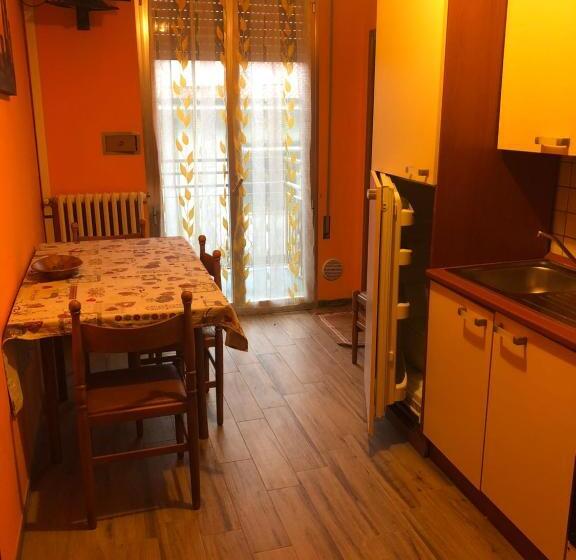 1ベッドルームアパートメント, Wega