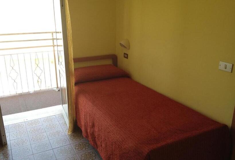 エコノミーシングルルーム, Wega