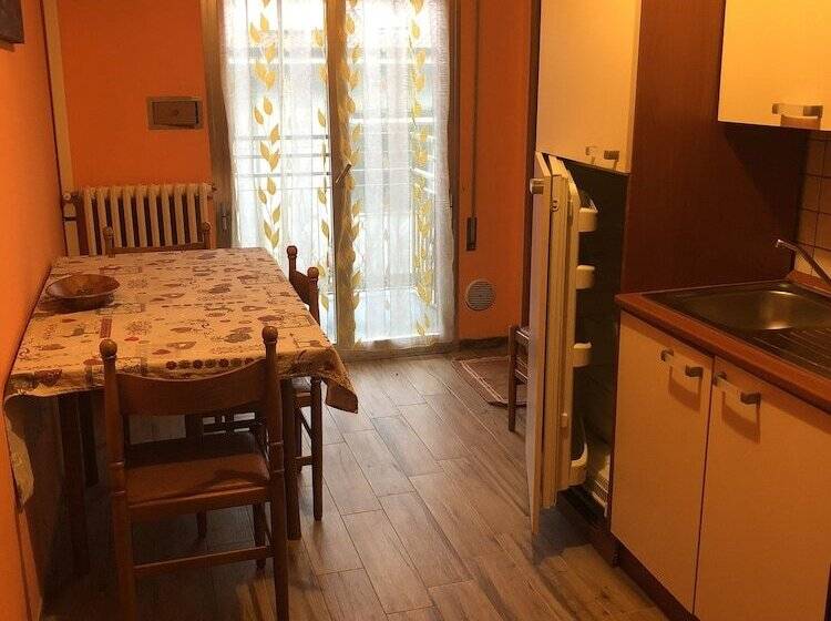 1ベッドルームアパートメント, Wega