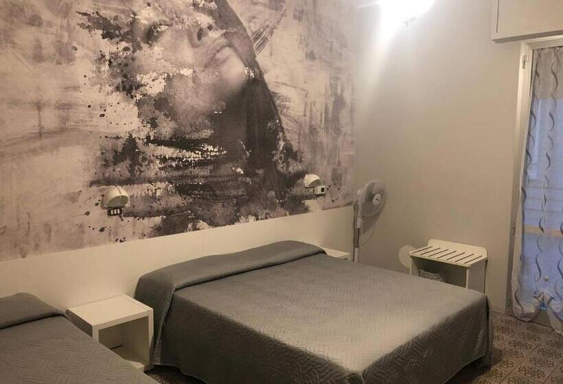 バルコニー付きスタンダードトリプルルーム, Wega