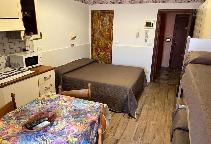 スタンダードスタジオ, Wega