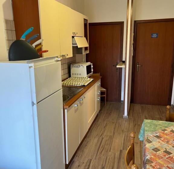 1ベッドルームアパートメント, Wega