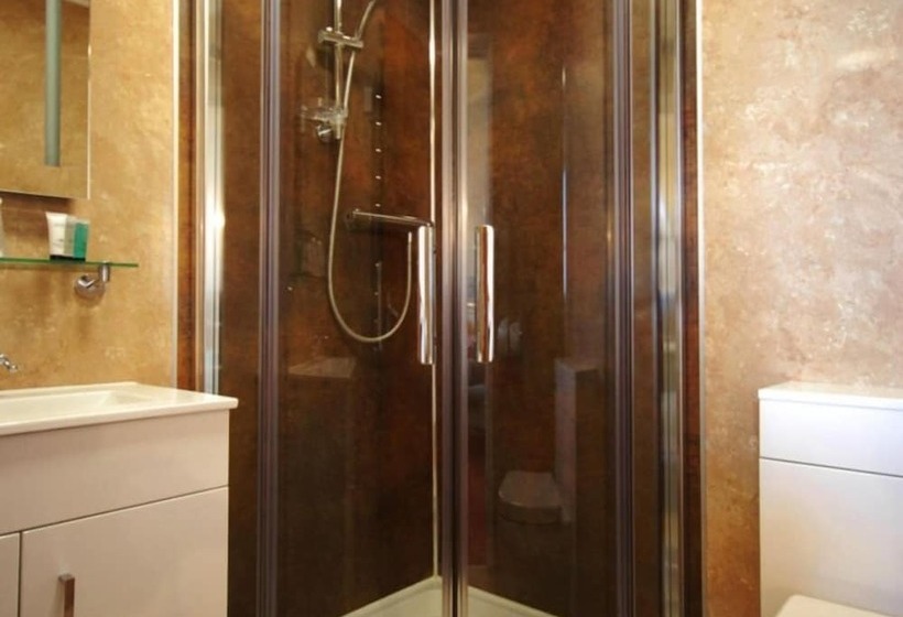 غرفة قياسية, Weston