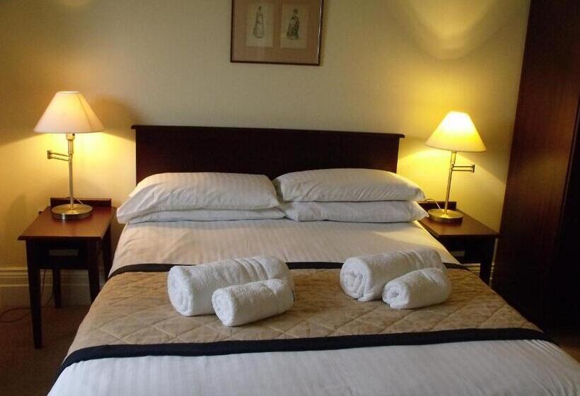 غرفة قياسية مطلّة علي البحر, Weston