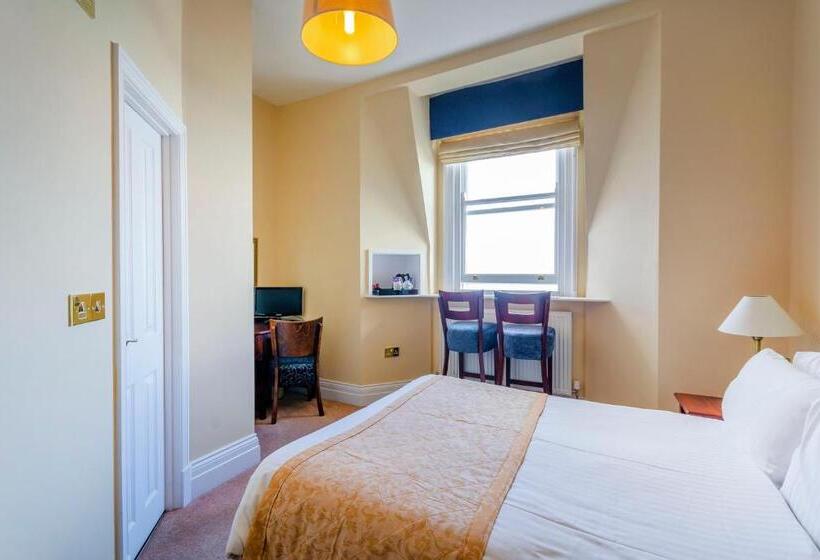 غرفة قياسية مطلّة علي البحر, Weston