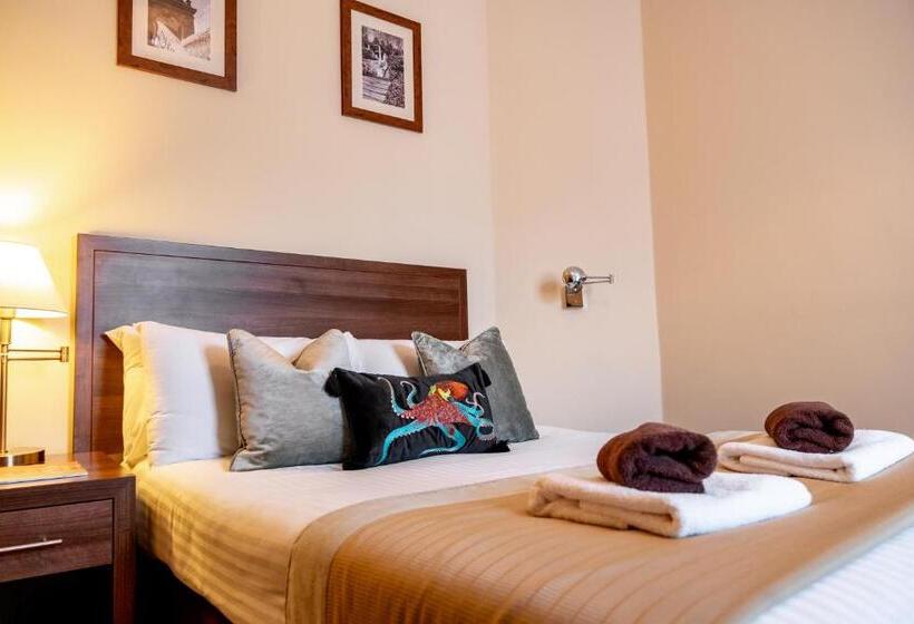 غرفة كومفورت, Weston