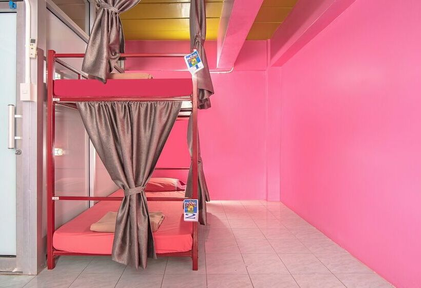 공동 객실, I Hostel Phuket