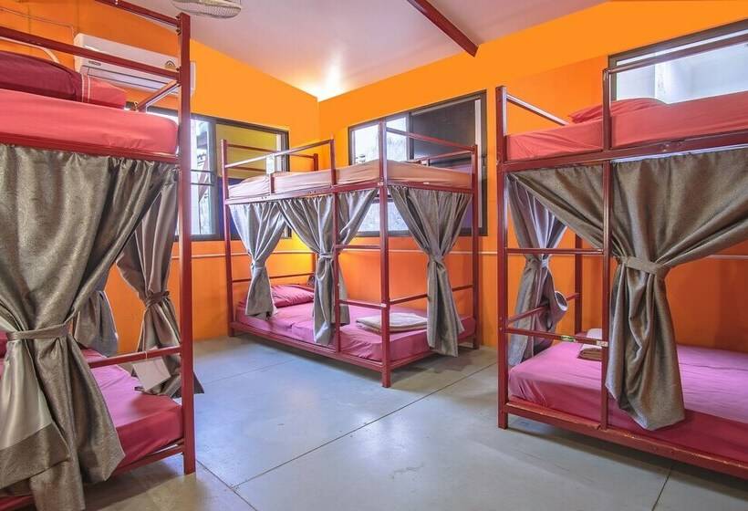 공동 객실, I Hostel Phuket