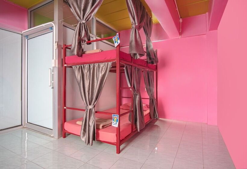 공동 객실, I Hostel Phuket