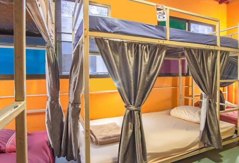 공동 객실, I Hostel Phuket