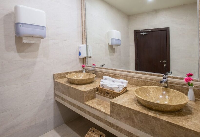 Люкс Повышенной Комфортности, Lavona Hotel Dammam