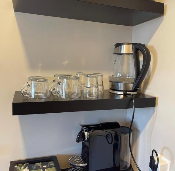 スタンダードスタジオ, Najade Resort