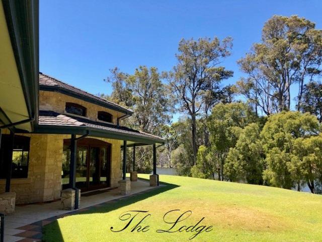 اتاق استاندارد, Harmony Forest Cottages & Lake Side Lodge