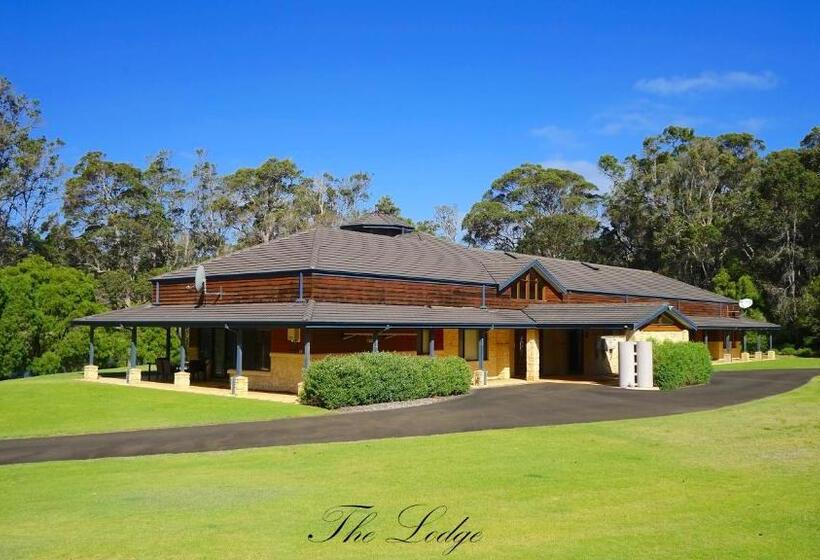 اتاق استاندارد, Harmony Forest Cottages & Lake Side Lodge