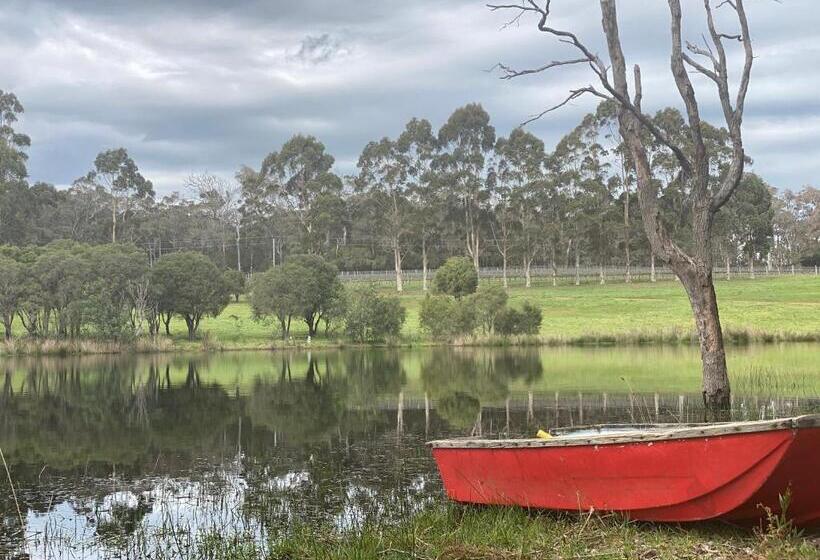 اتاق استاندارد, Harmony Forest Cottages & Lake Side Lodge
