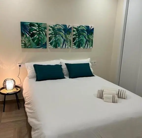 آپارتمان 1 خوابه همکف, Ap Hotel Navas