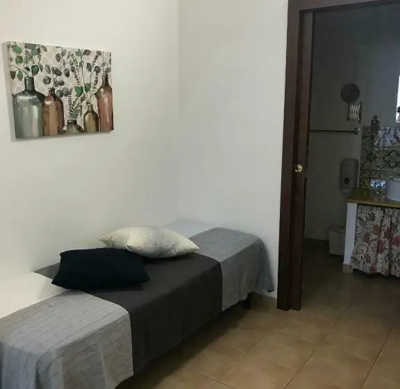Comfort Kolmen Hengen Huone, B&b La Goletta Di Salina