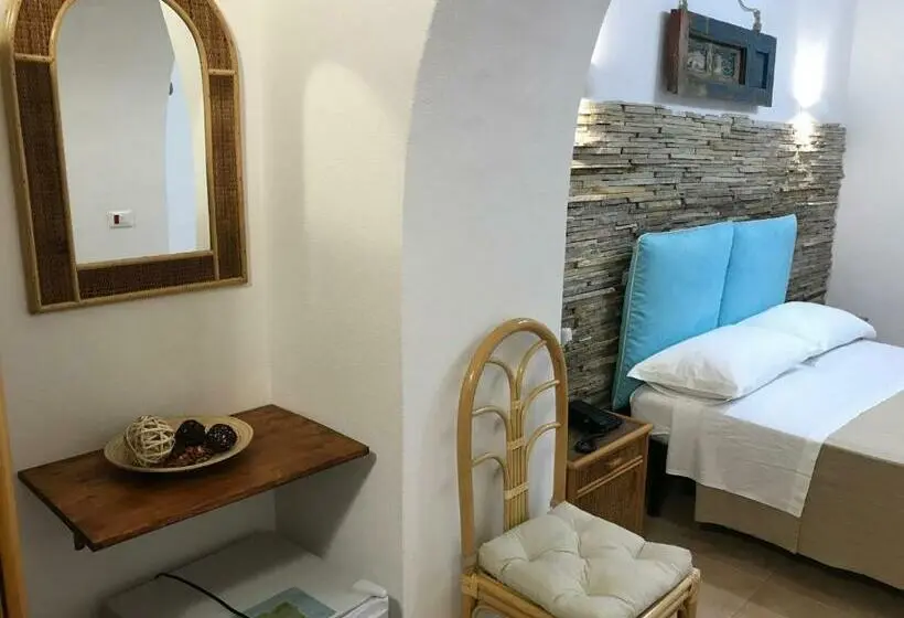 Comfort Kolmen Hengen Huone, B&b La Goletta Di Salina