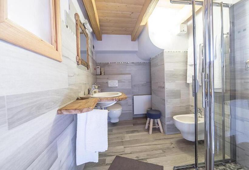 스탠다드 트리플 룸, Alpe Rebelle