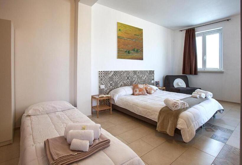 豪华工作室, Barokhouse