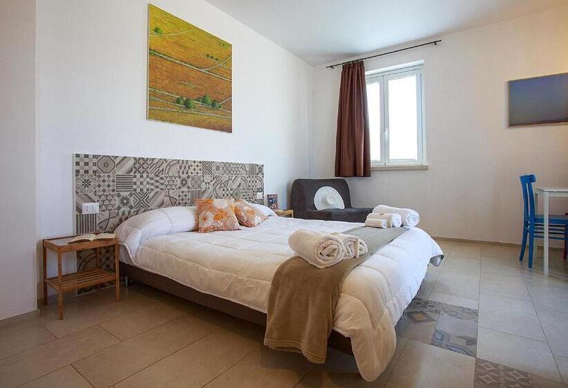 豪华工作室, Barokhouse