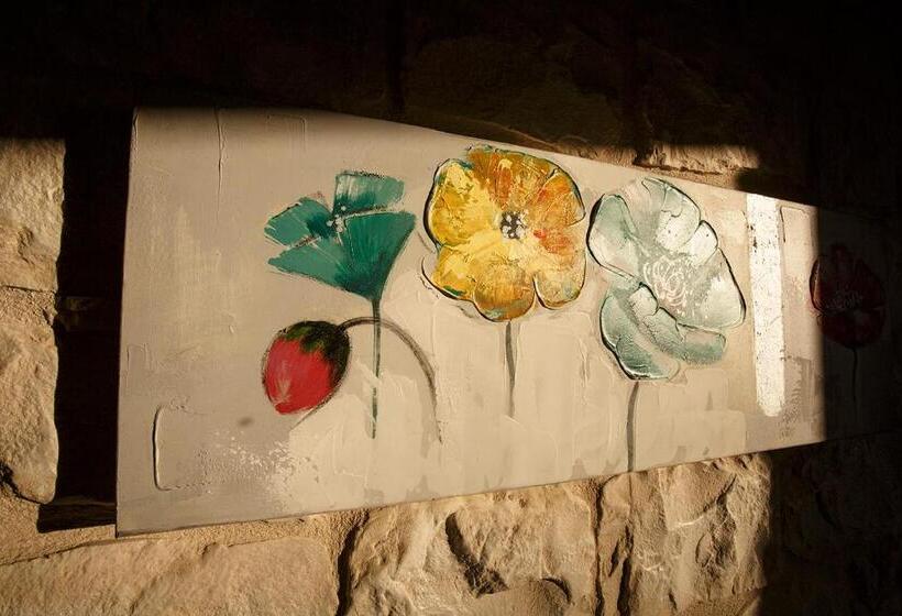 标准三人间, Barokhouse