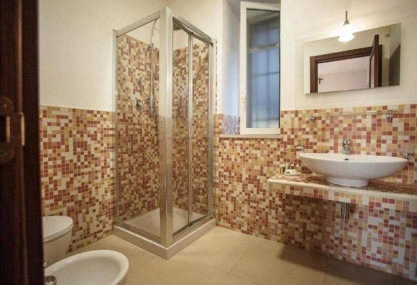 标准间, Barokhouse