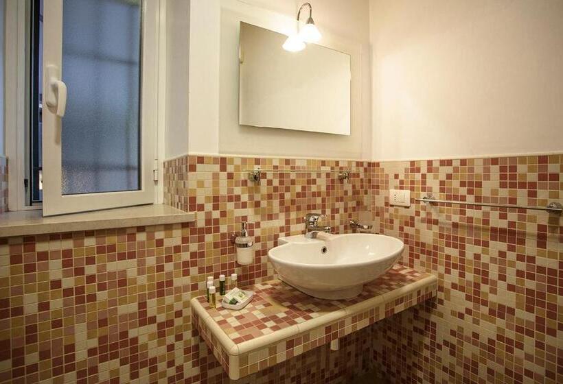 标准间, Barokhouse