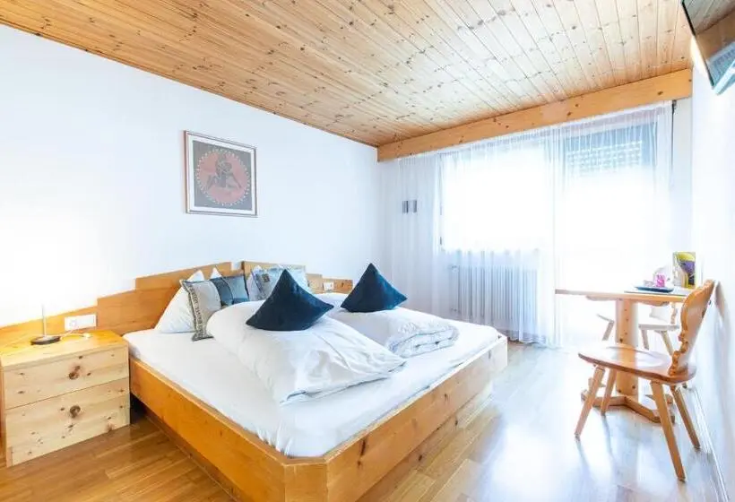 Standard-huone Vuoristonäkymä, Garni Glurnserhof
