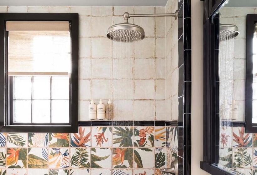 اتاق استاندارد با تخت بزرگ, Life House, Nantucket