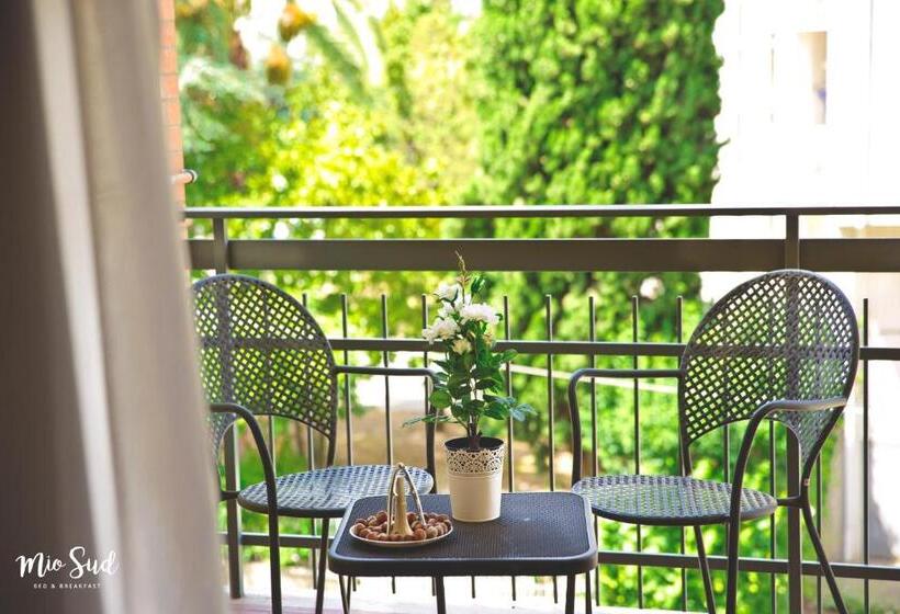 اتاق لوکس, Mio Sud