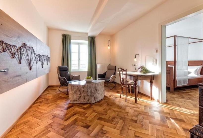 סוויטה דלוקס, Niedermairhof