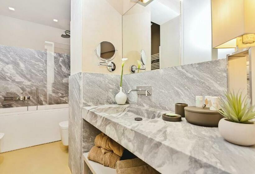 جناح جونيور, Relais Montepepe Winery & Spa