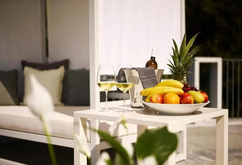 キングサイズベッドのスイートルーム, Relais Montepepe Winery & Spa