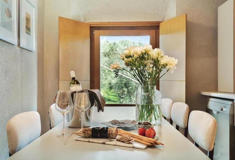 جناح جونيور مزوَّد بتراس, Relais Montepepe Winery & Spa