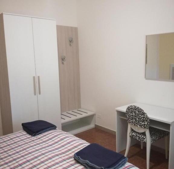 经典四人房间, San Giorgio Lazise