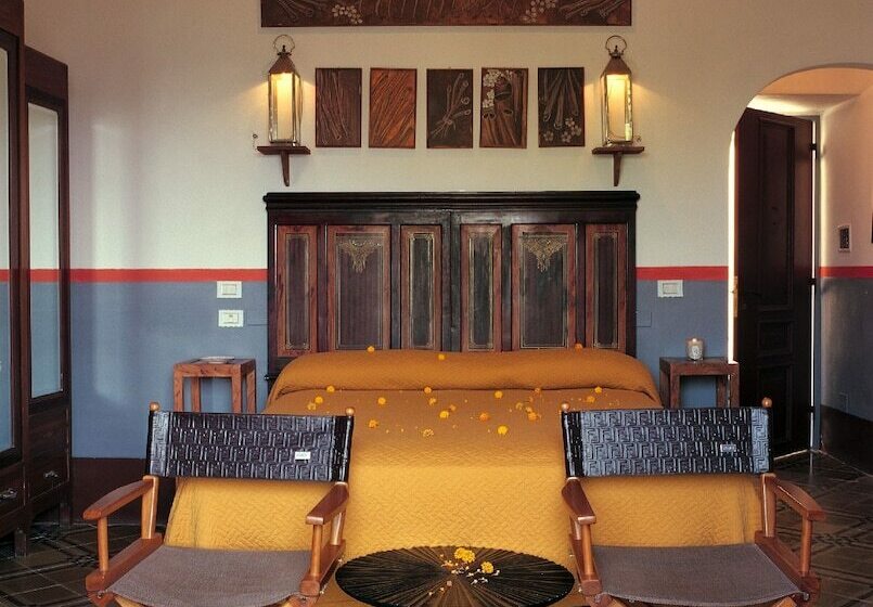 オーシャンビューのデラックストリプルルーム, Villa Laetitia