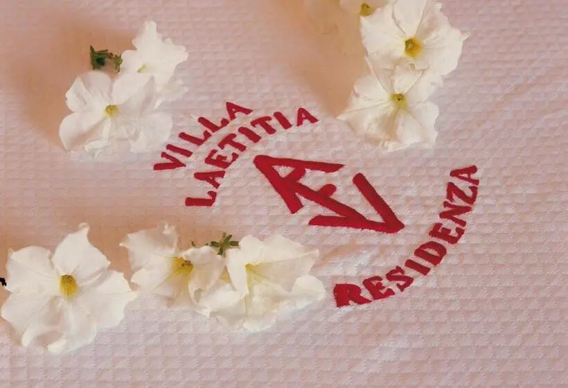 اتاق استاندارد چهار تخته با چشم‌انداز دریا, Villa Laetitia