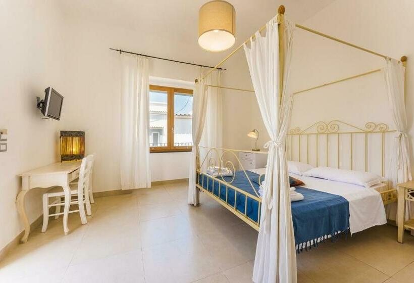 Quarto Estandar, Villa Mazzella