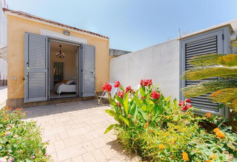 Quarto Economy, Villa Mazzella