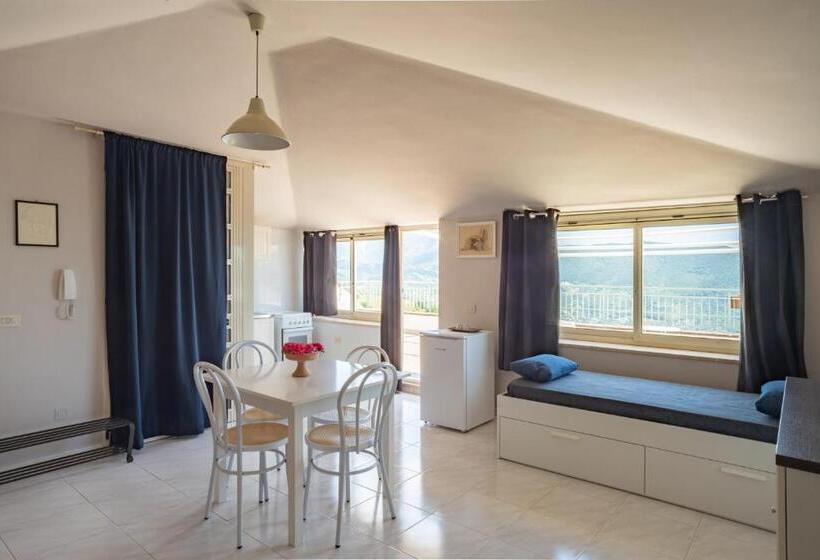 Студия Стандарт Вид на Море, Driùs Edodè   B&b Affittacamere