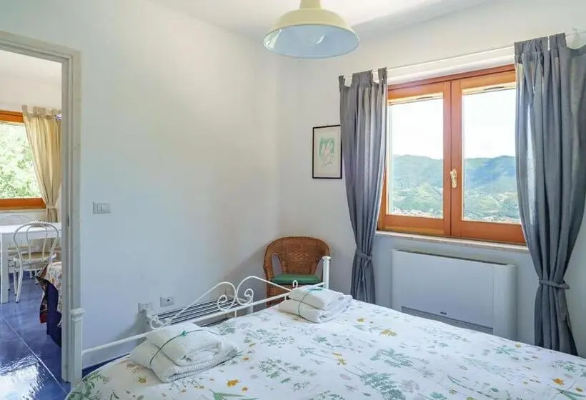 Huoneisto 1 Makuuhuone Merinäkymä, Driùs Edodè   B&b Affittacamere