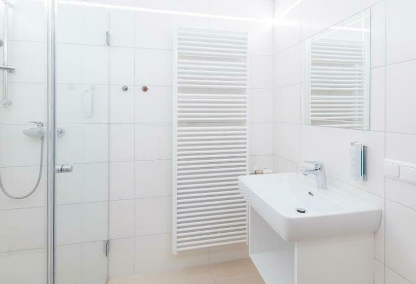 Comfort room with balcony, Golf Tennis Wellnesshotel Mori