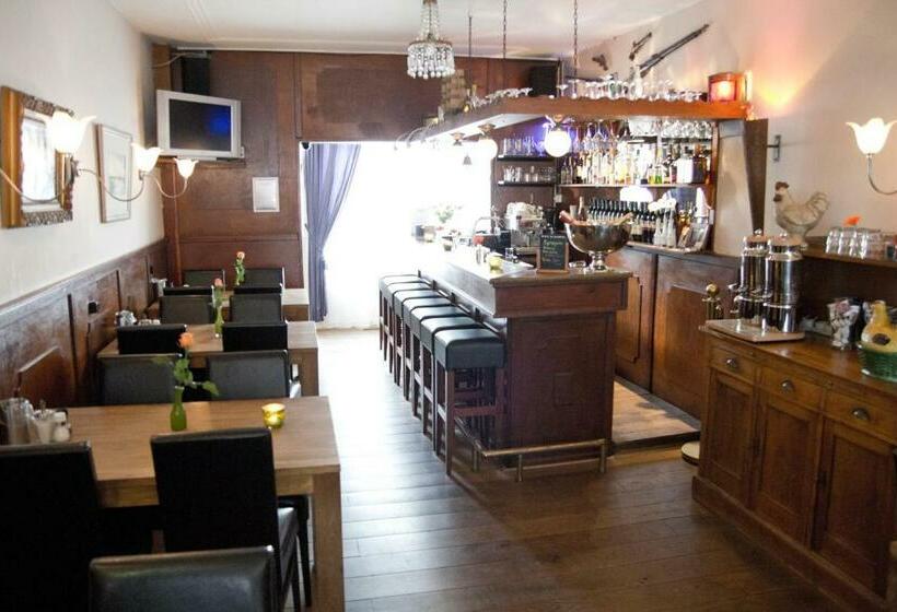 디럭스 룸, Albion