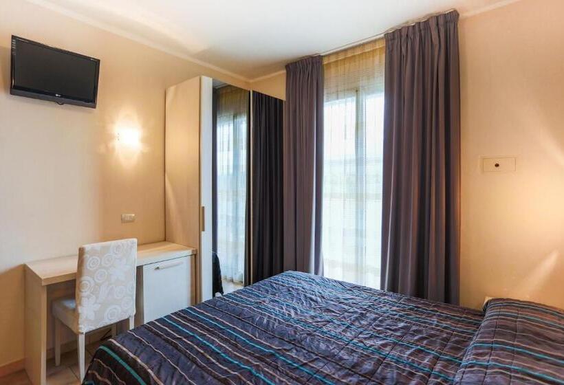 스탠다드 싱글 룸, Caribia Pinarella